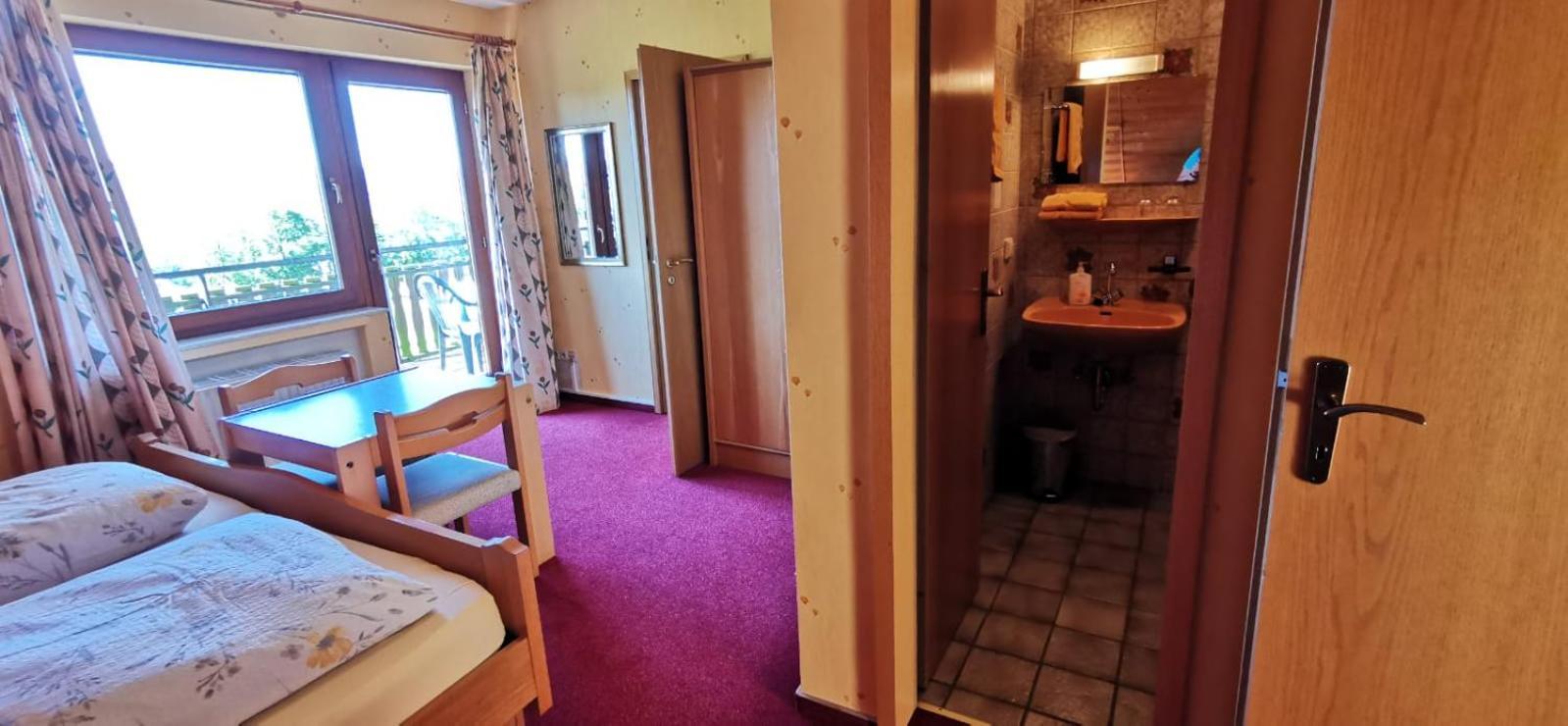 Kempfeld Hotel Wildenburger Hof מראה חיצוני תמונה